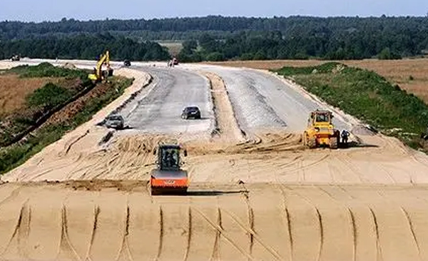 Закупка бульдозеров, экскаваторов, самосвалов, автомобильных кранов, фронтальных погрузчиков, дробильно - сортировочного оборудования, асфальтоукладчиков, катков